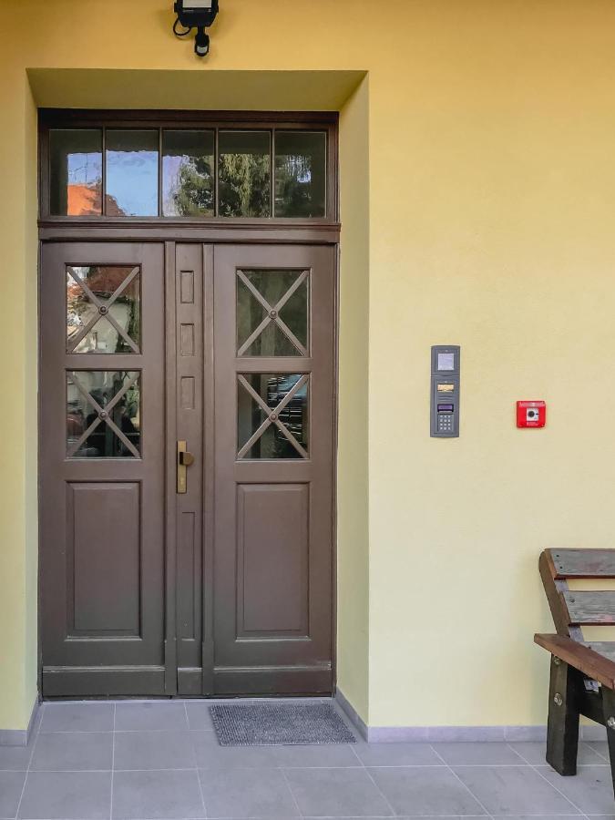 Apartament Parkowy W Polanicy Zdroj Polanica-Zdroj Bagian luar foto
